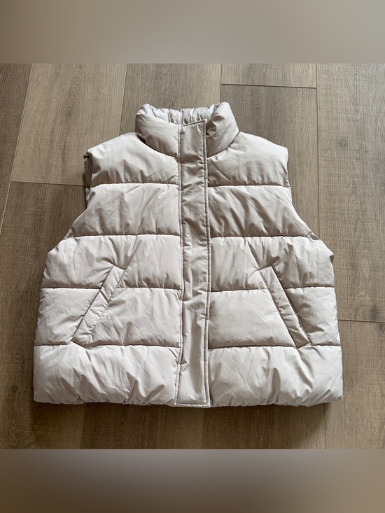 HFX Jackets & Blazers - HFX Outdoors Puffer Vest Women Large Beige Snap Zip & Pockets Polyester Hiking